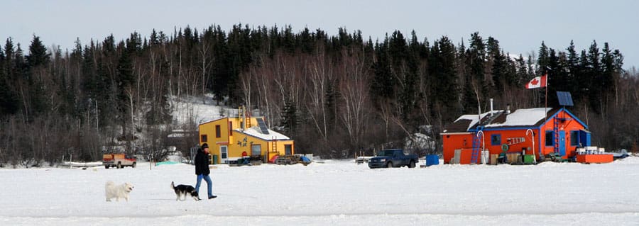off the grid houseboat 2