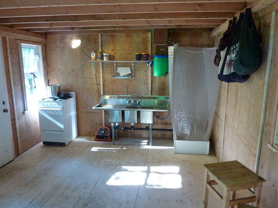 4 tiny cabin kitchen