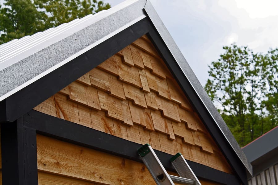 5 reed tiny house backside