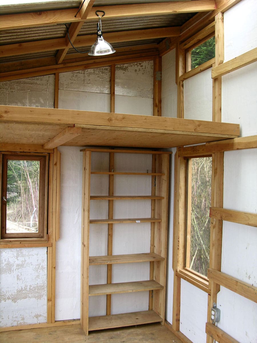 5 tiny currogated cabin loft