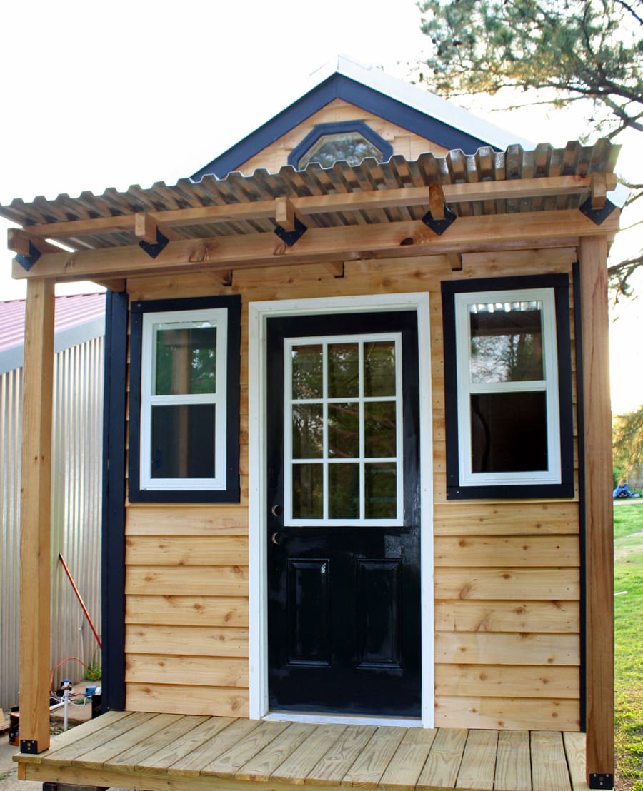 6 reed tiny house front