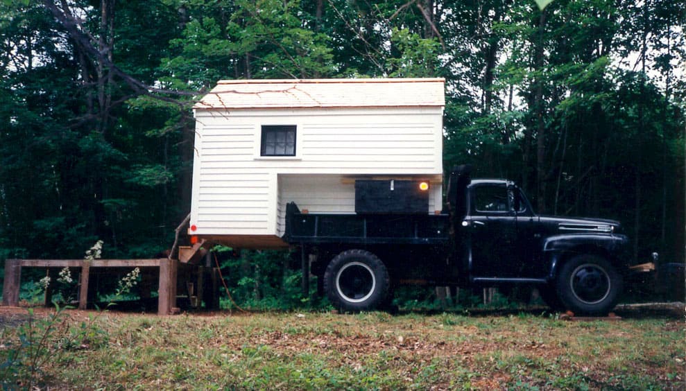 colonial tiny house 6