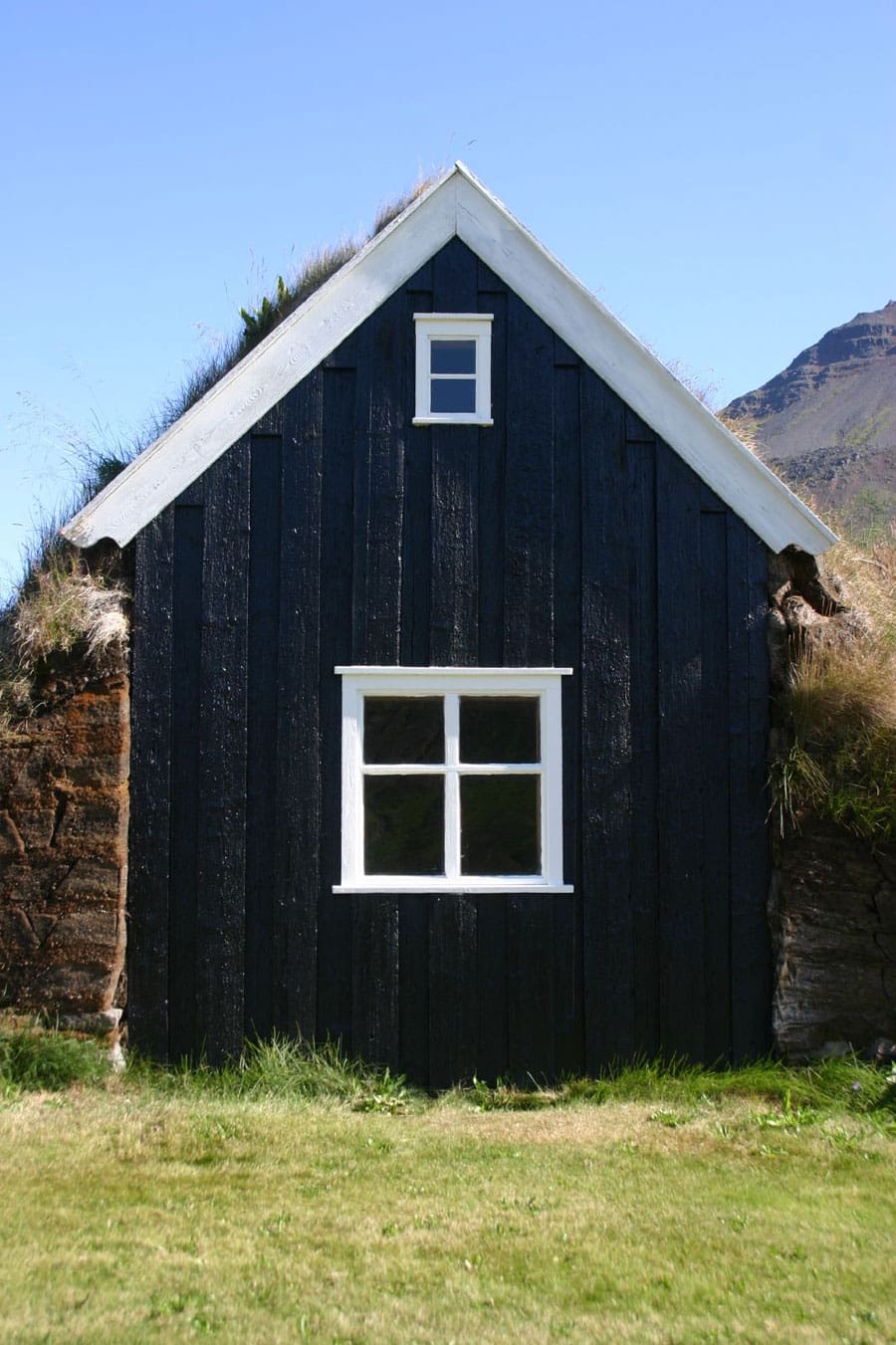 sod house iceland 5
