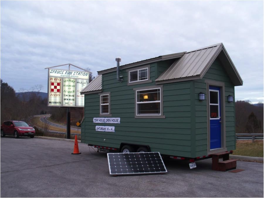 little green house on wheels 8