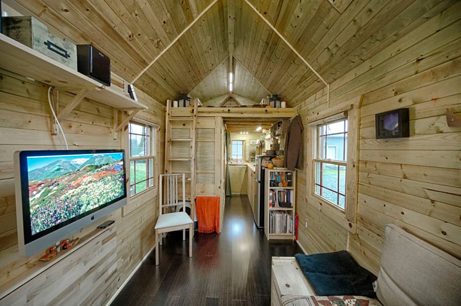 tiny tack house 7