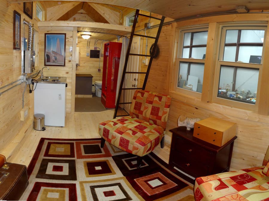 tiny working housing 3