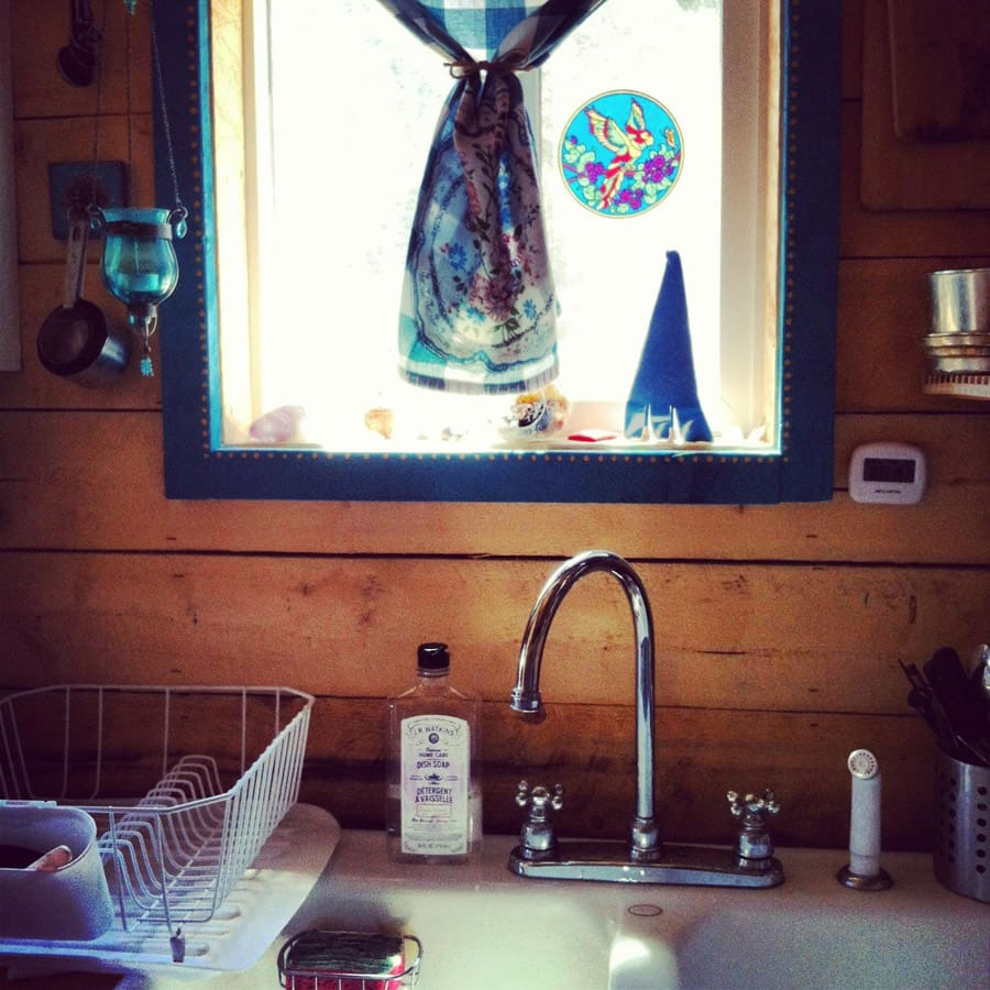 reclaimed tiny house 7