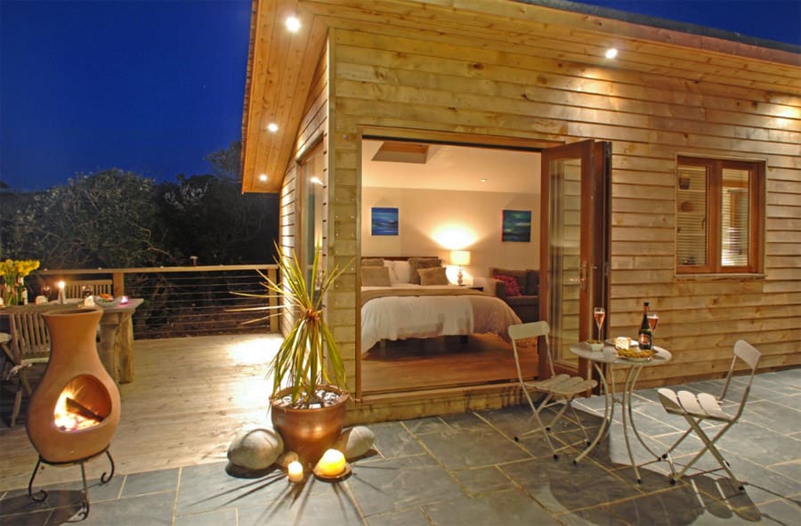 the limit beach hut 7