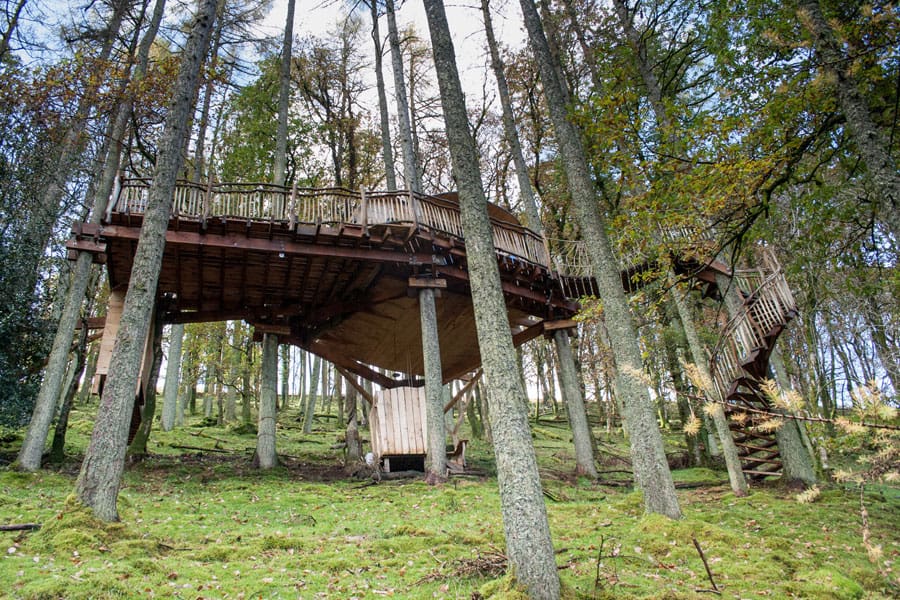gwdy-hw-treehouse-4 Gwdy Hw Treehouse: A Stunning and Unique Off-Grid Retreat