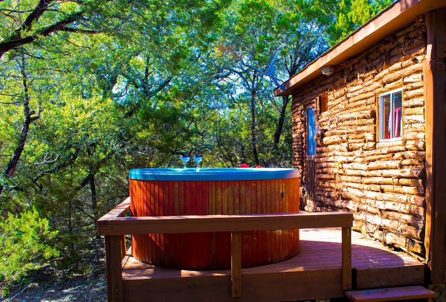 7 Amazing Cabin Design Ideas You Can Actually Build 35 wimberley cabin 7
