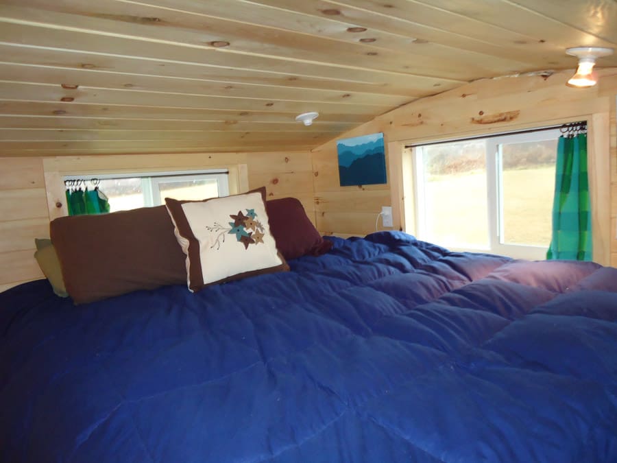 keep on the sunny side tiny house 8