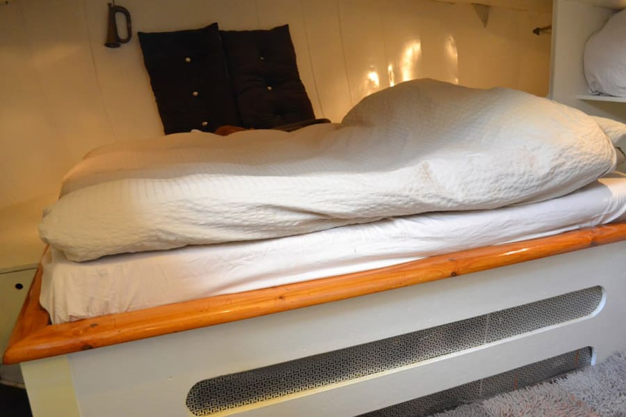 amsterdam houseboat 4