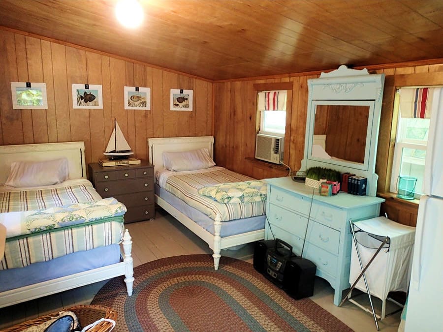 tiny-lake-house-5 tiny lake house 5