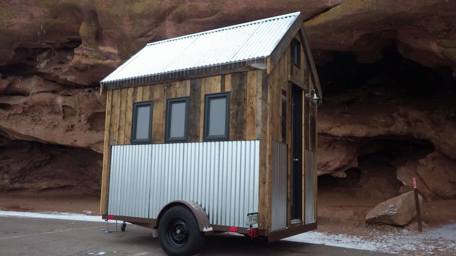 rocky mountain tiny house 1