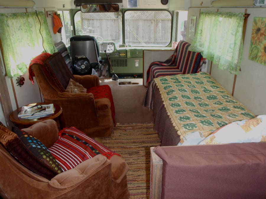 gilligan the big green bus 7