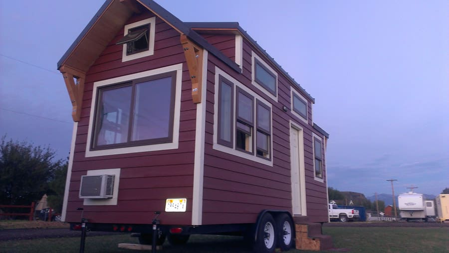 acadia tiny house 1