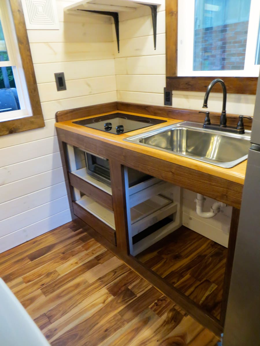 robins nest tiny house 5