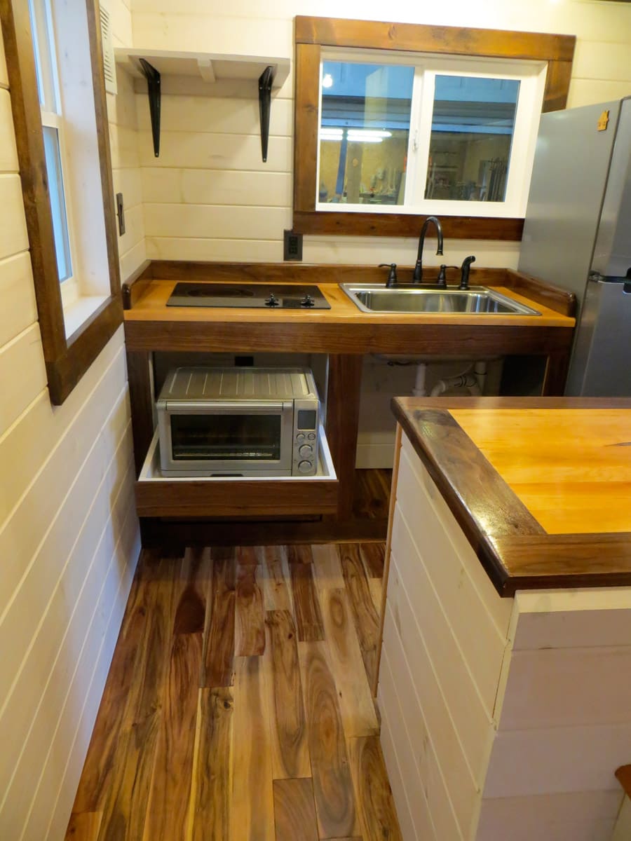 robins nest tiny house 7