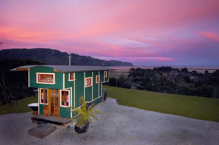 golden-bay-house-truck-6