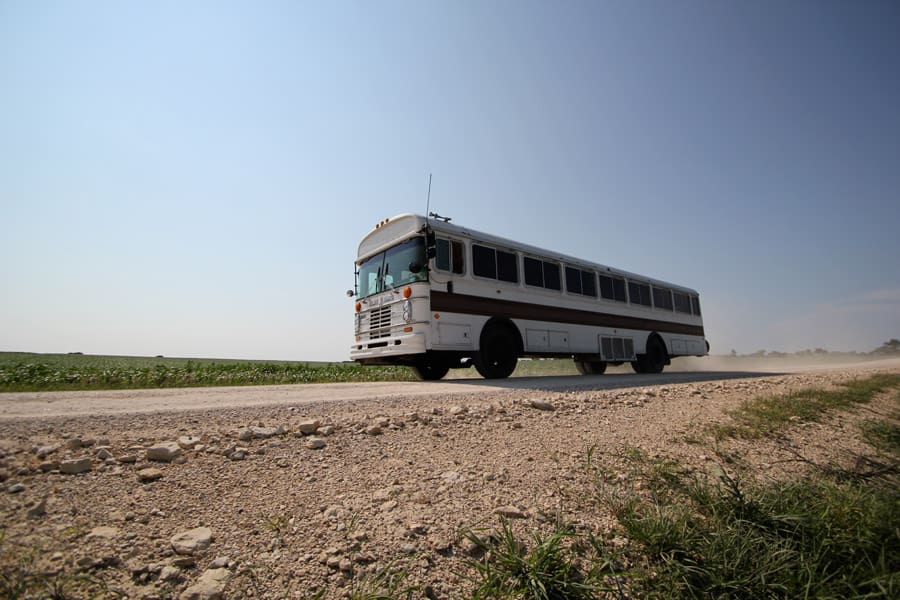 new-oregon-trail-bus-1