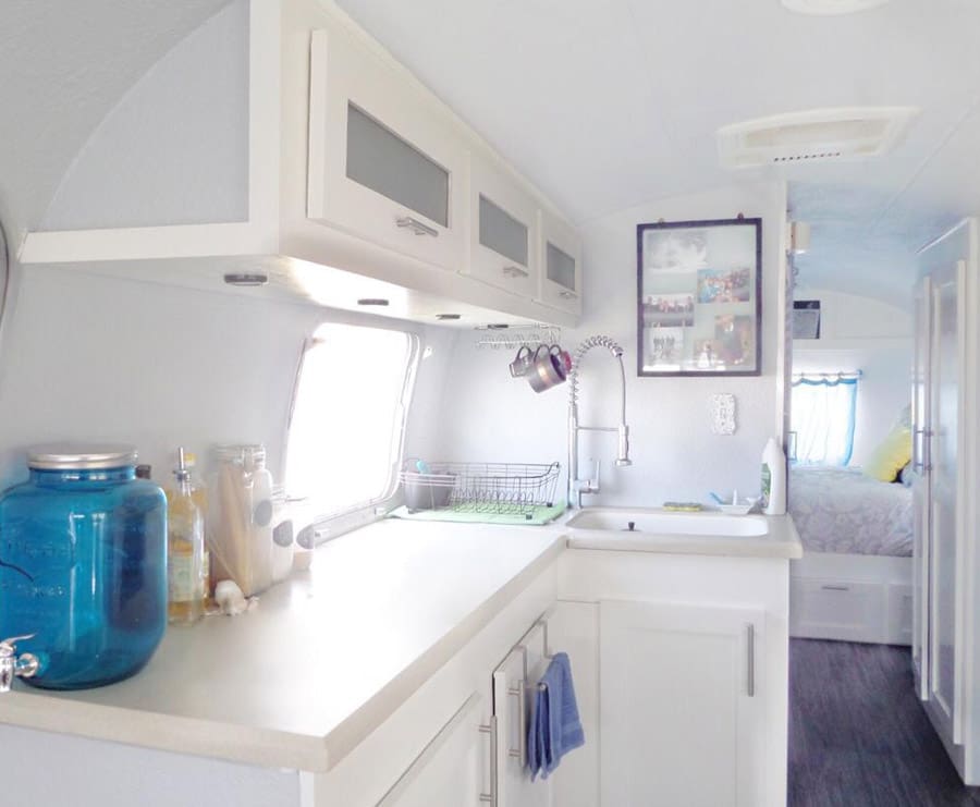 airstream-tiny-house-2