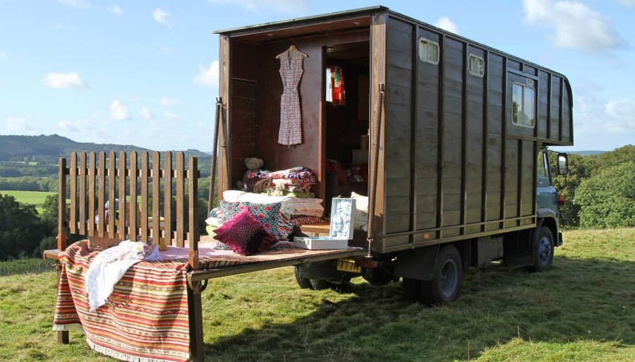 ges-the-horsebox-1
