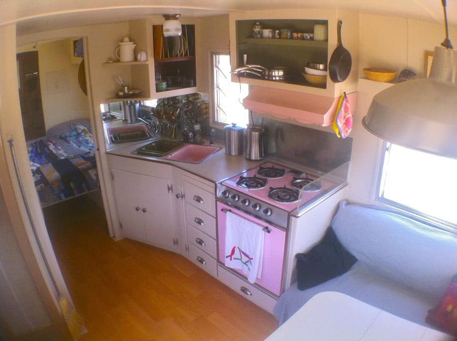 mojave-vintage-trailer-2