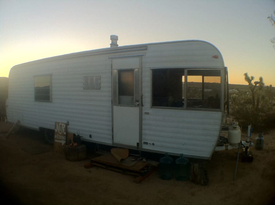 mojave-vintage-trailer-7