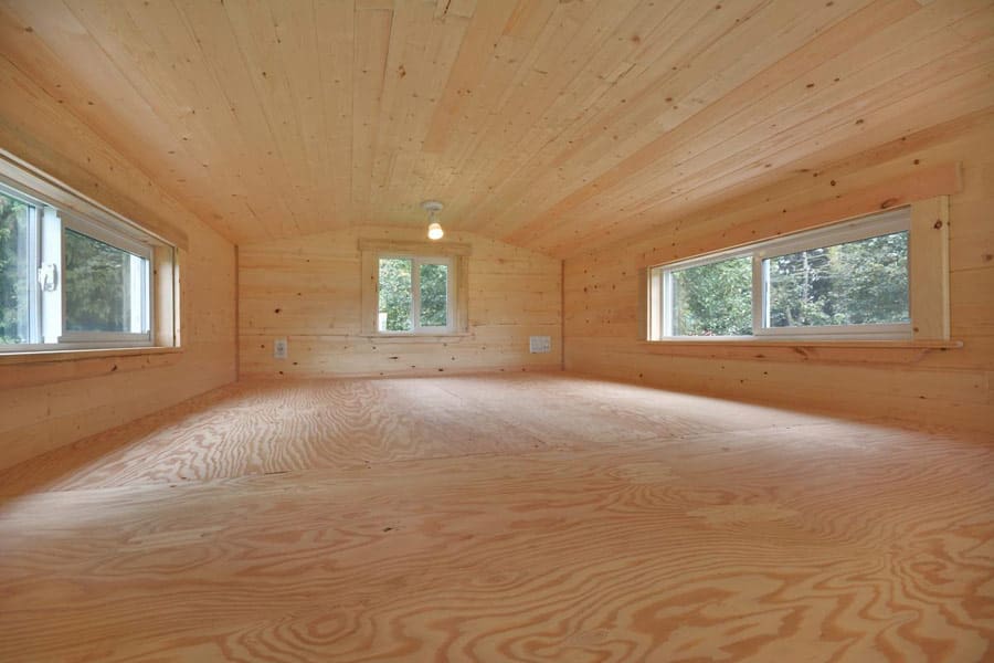 tiny-living-cabin-10