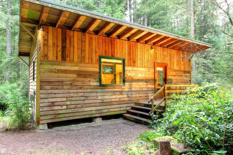 vashon-cabin-1