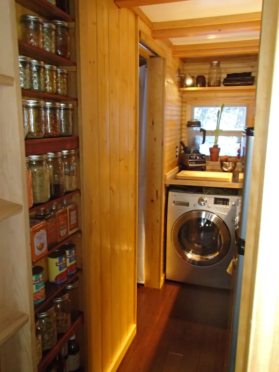 tiny-house-for-two-7