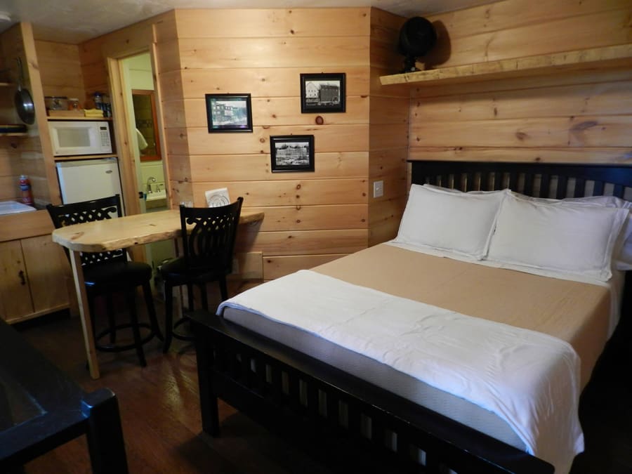 vermont-tree-cabin-7