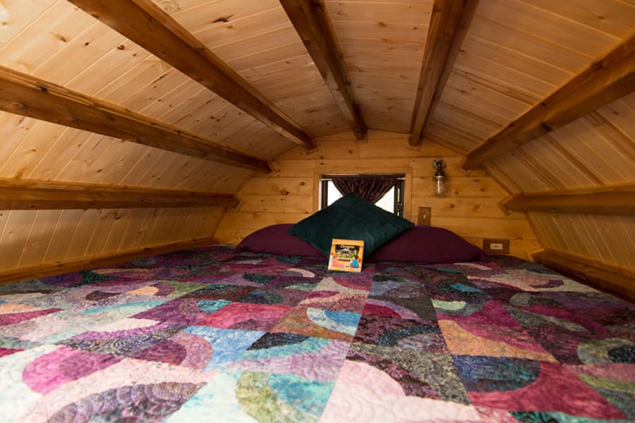 roly-poly-tiny-house-hotel-9