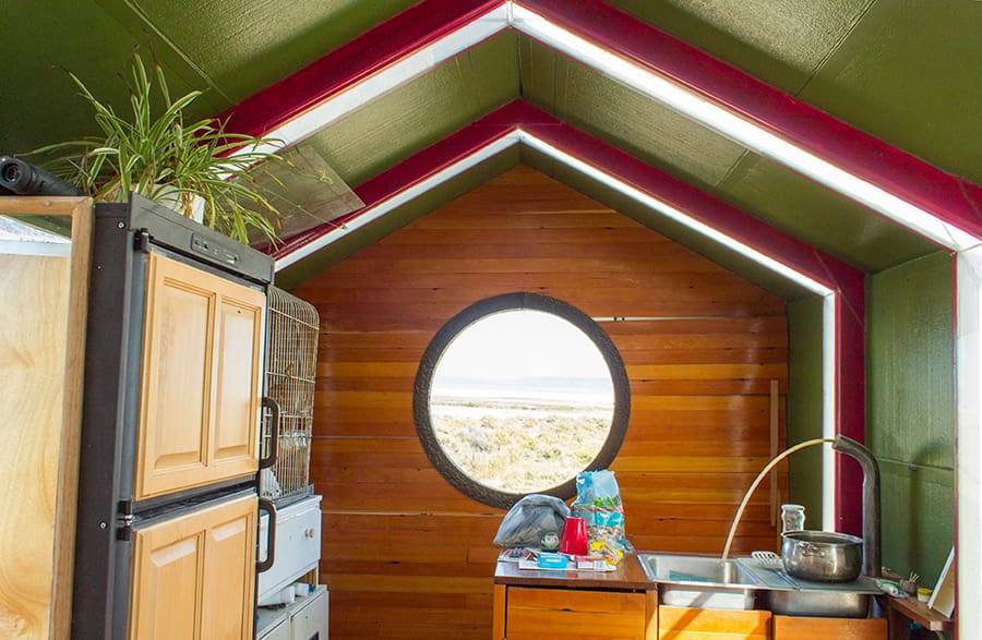 alvord-desert-tiny-house-4