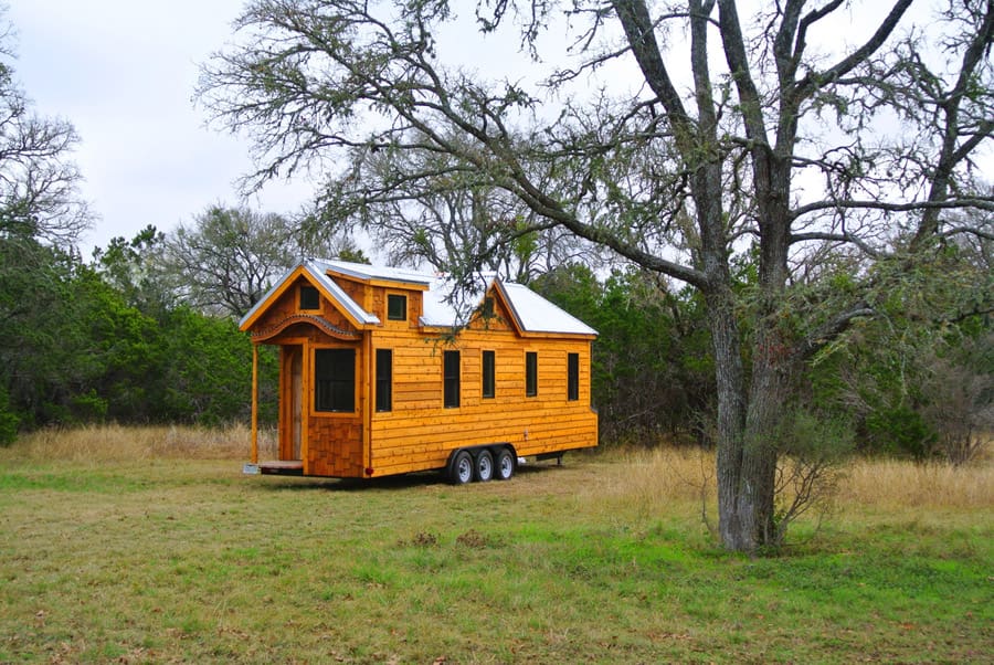30-foot-tiny-house-rocky-mountain-tiny-houses-1