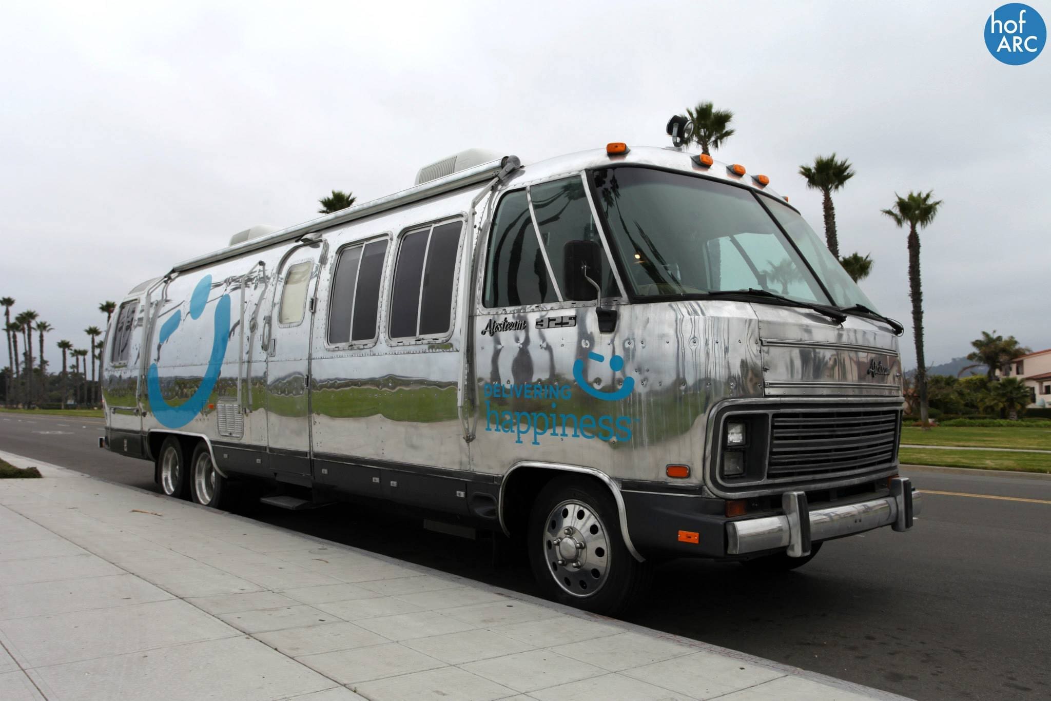 airstream-motorhome-1