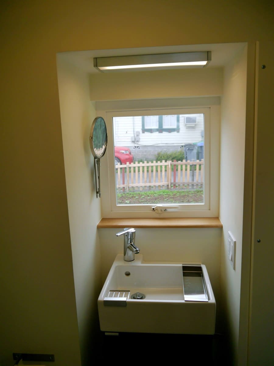 rons-tiny-house-ashland-oregon-7