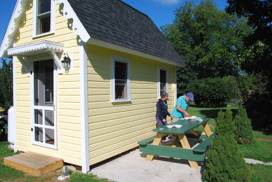 Life At 6MPH Tiny house 1 life-at-6-mph-tiny-house-1