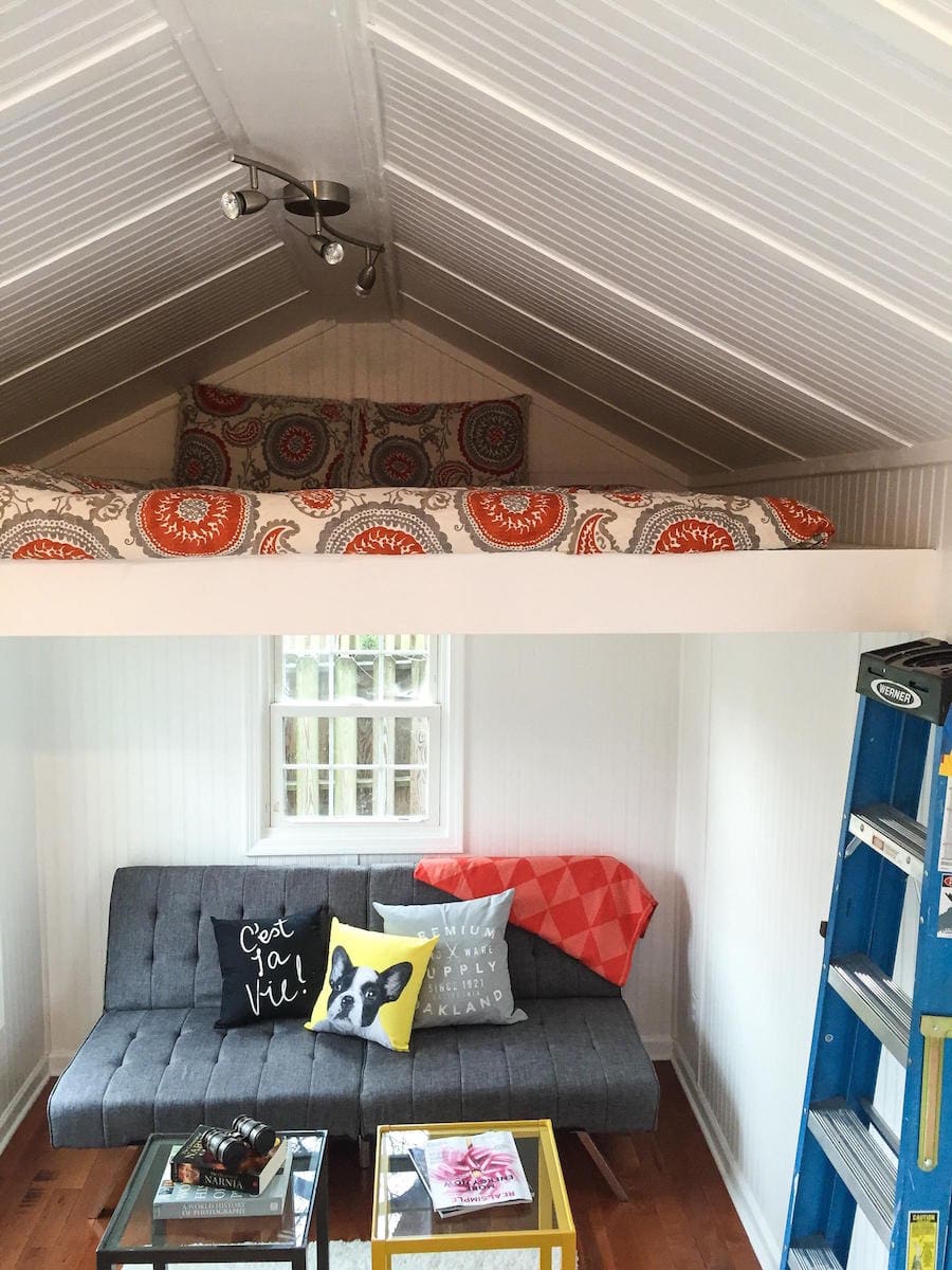 tiny-turquoise-house-4