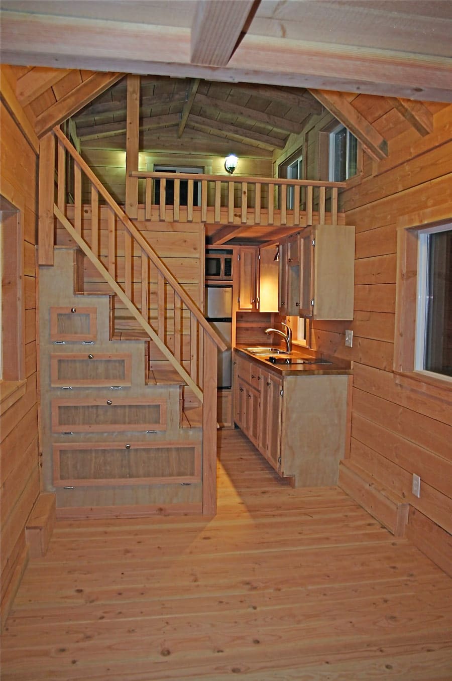 cape-cod-molecule-tiny-homes-2