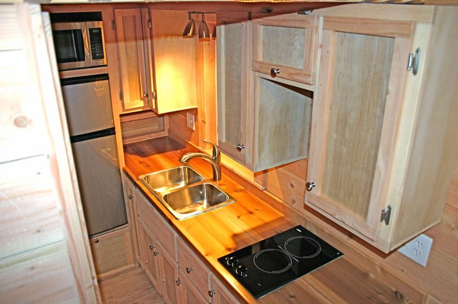 cape-cod-molecule-tiny-homes-8