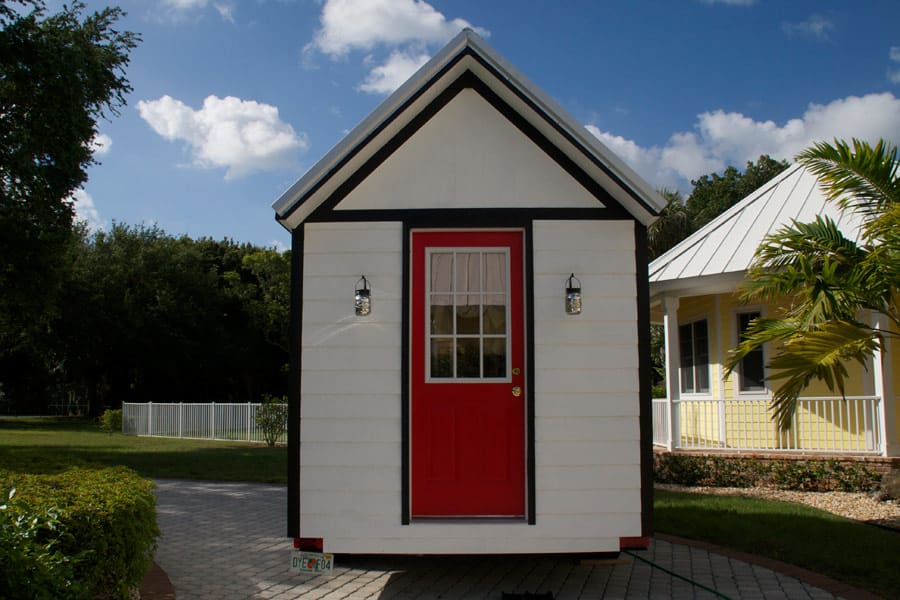 Dustland Manor 1 dustland-manor-1