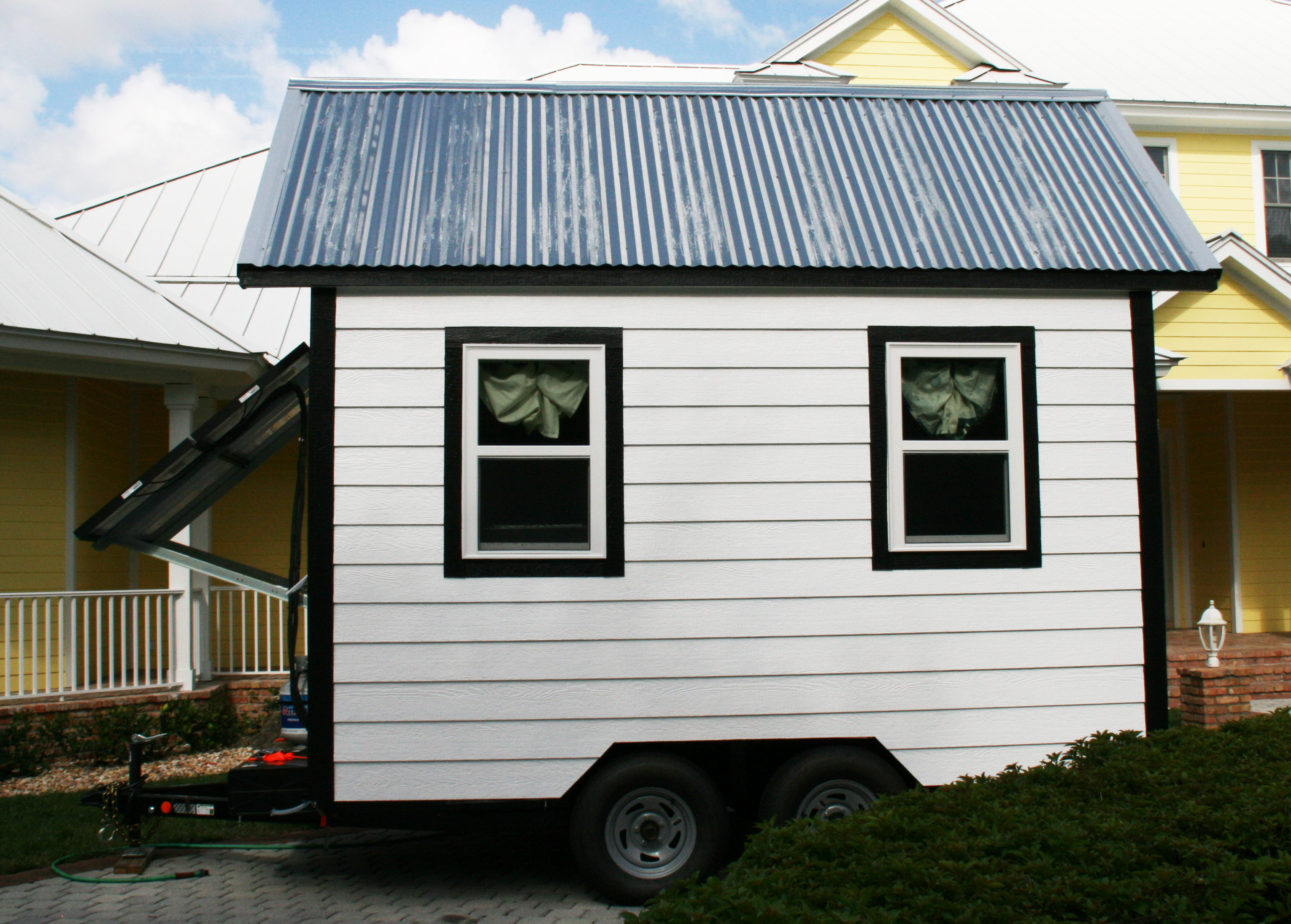 Dustland Manor 5 dustland-manor-5