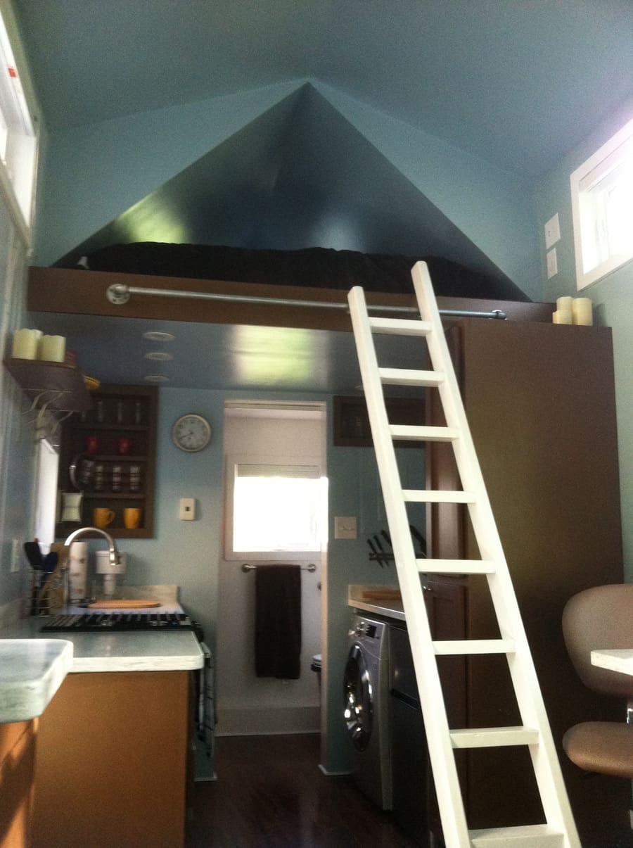 four-seasons-tiny-house-5