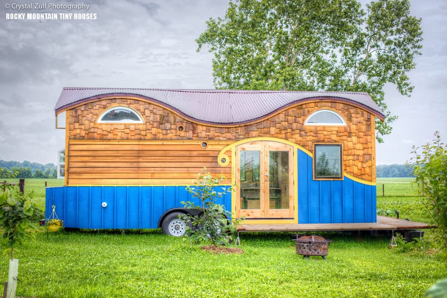 pequod-tiny-house-rocky-mountain-tiny-houses-1