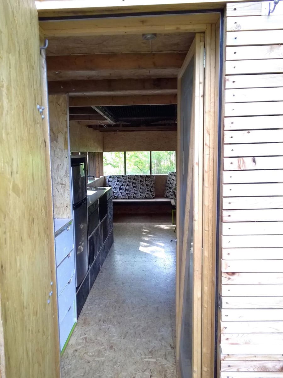 playful-tiny-house-2