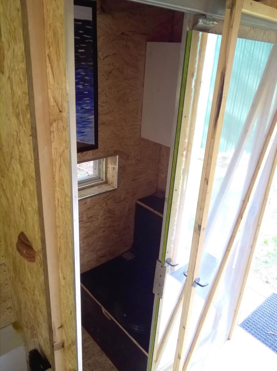 playful-tiny-house-6