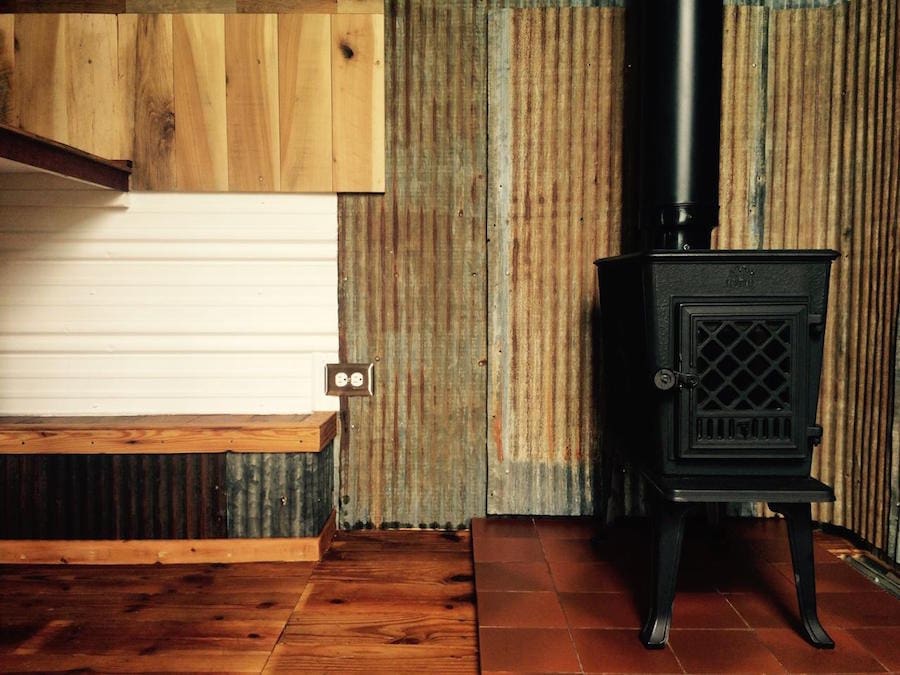 tiny-oakhurst-farmhouse-12