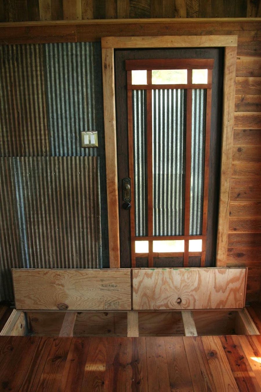 tiny-oakhurst-farmhouse-8