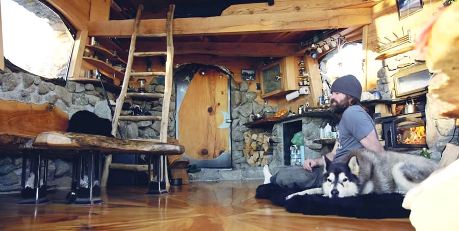 truckee-off-grid-cabin-5